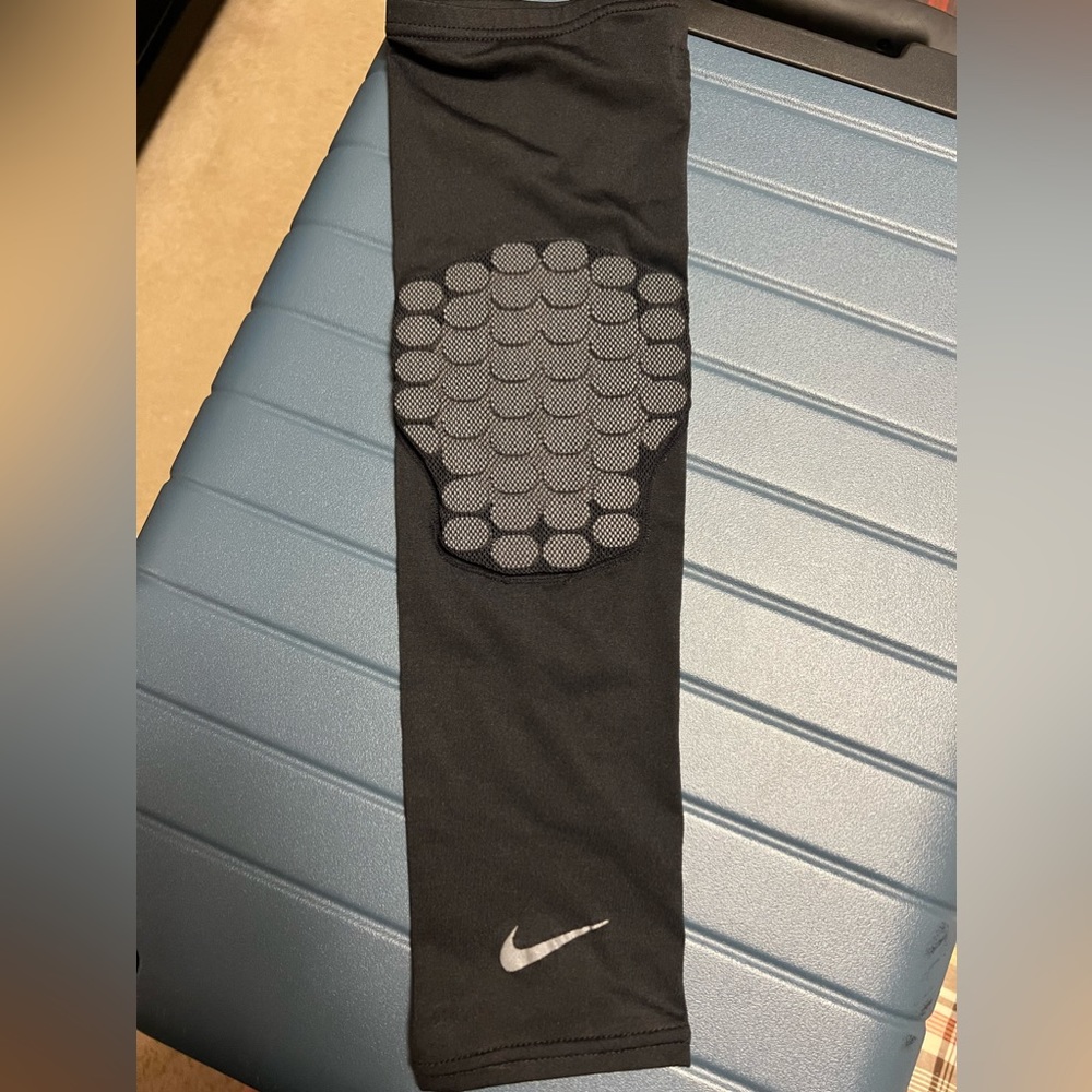 Nike Pro Shooting Sleeve
